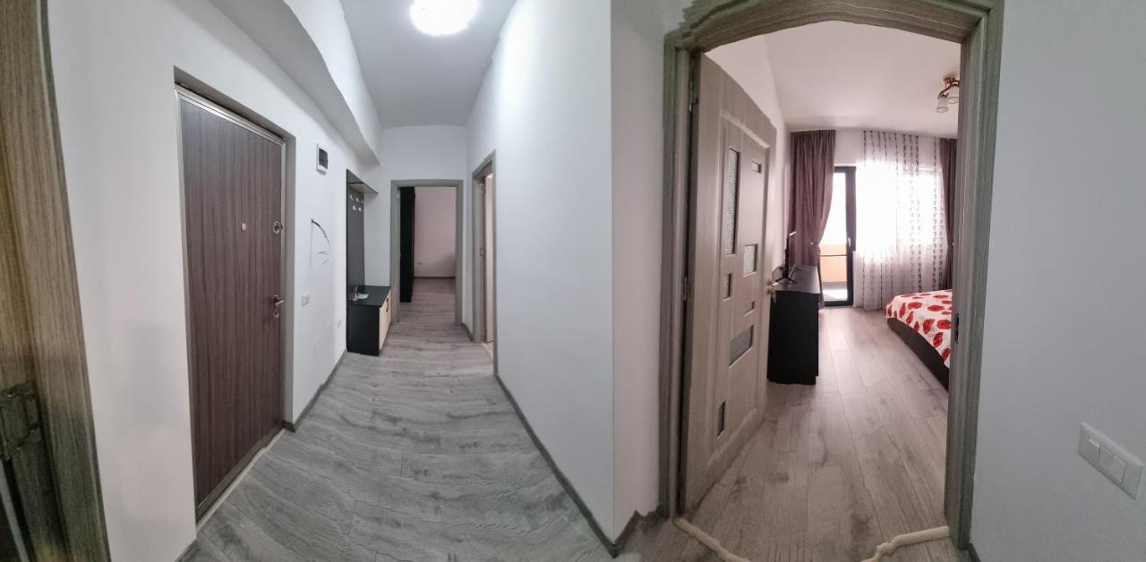 Apartament Mihaela Ramnicu Valcea Exterior photo