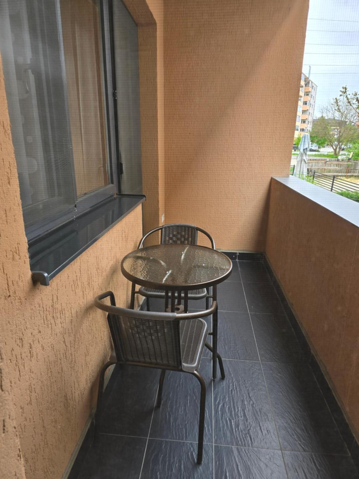 Apartament Mihaela Ramnicu Valcea Exterior photo